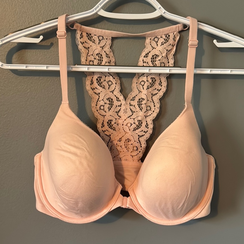 Body by Victoria Racerback Pink Bra 32 DD perfect coverage racer